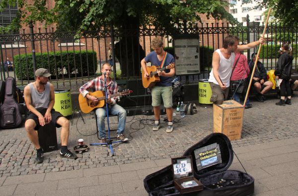 buskers