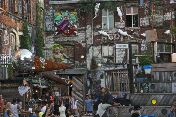 katenholzig close two