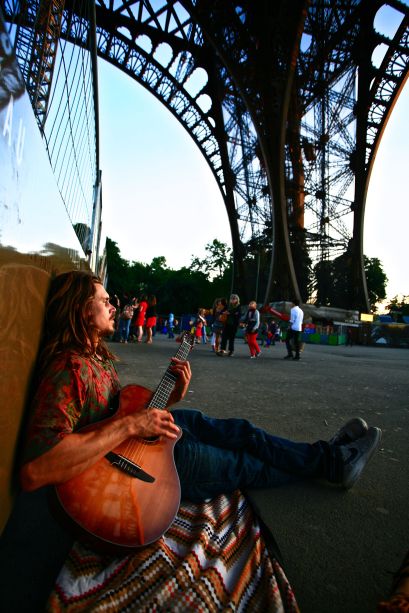 justin eiffel blanket